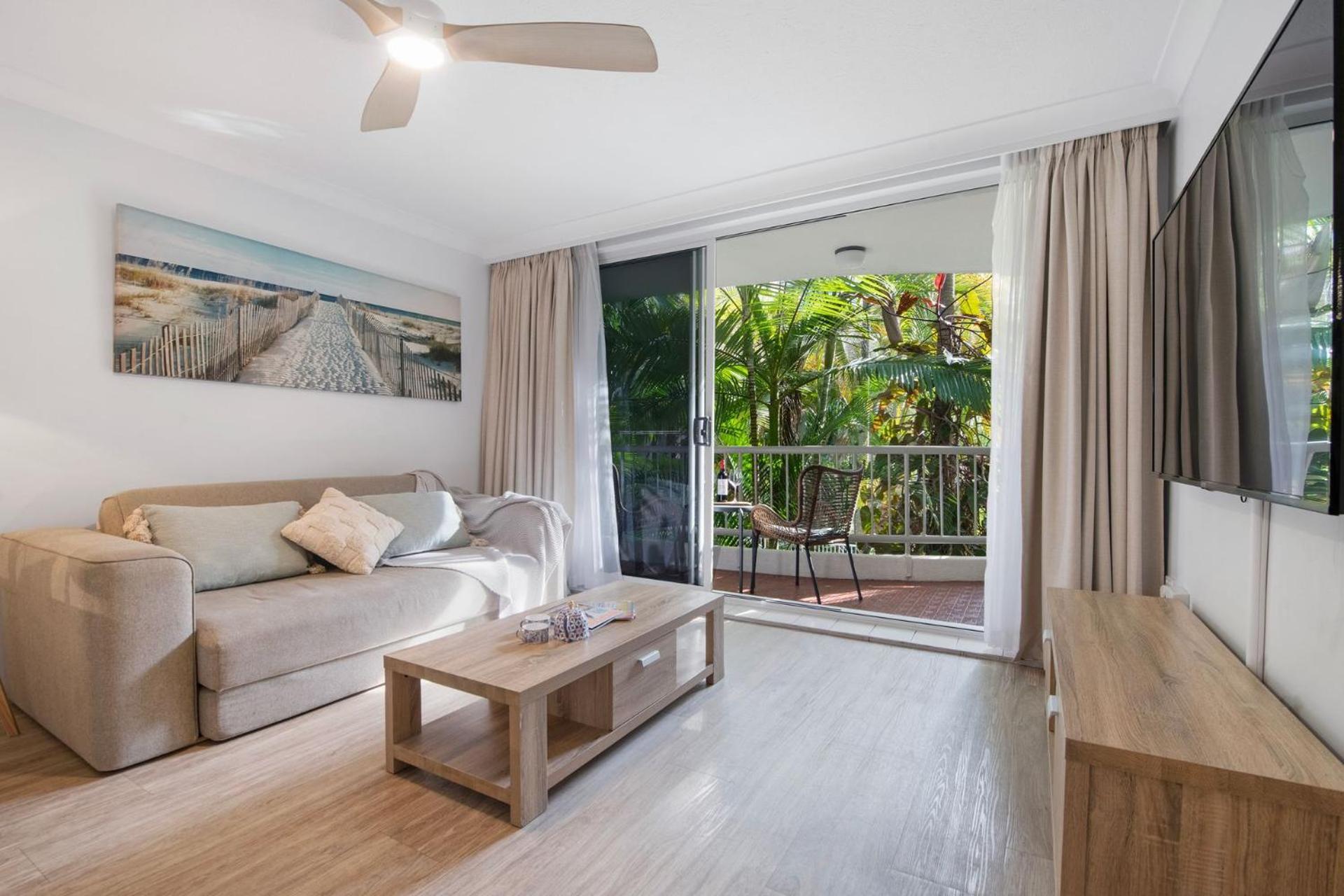 Copacabana Couples Retreat * Gold Coast