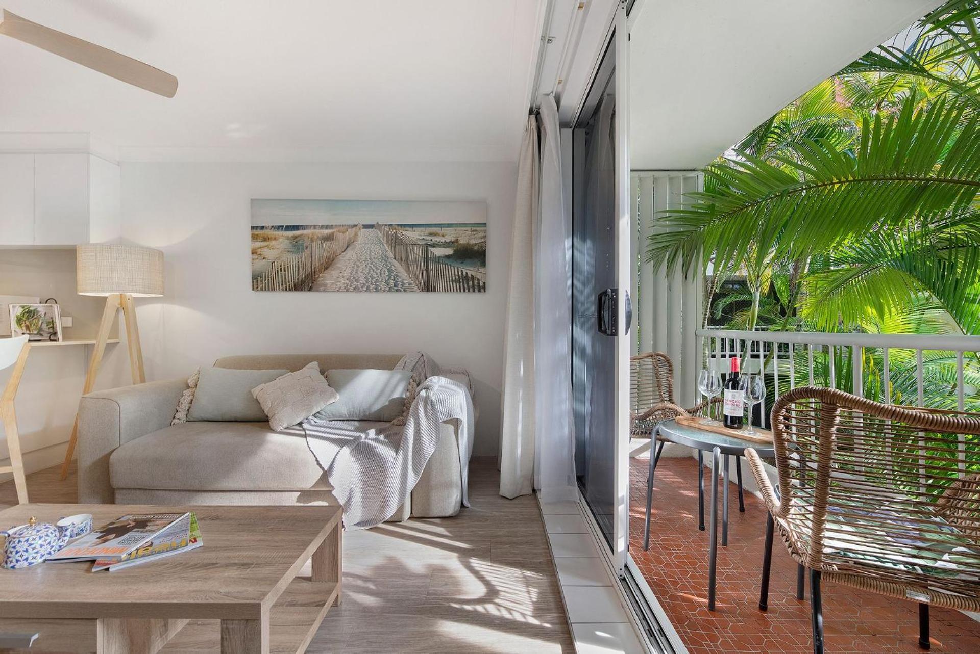 Apartment Copacabana Couples Retreat Gold Coast